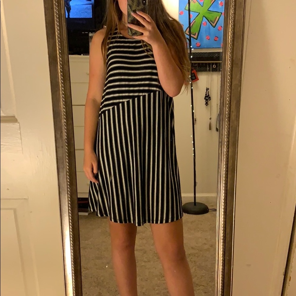 White and black stripped Abercrombie Dress